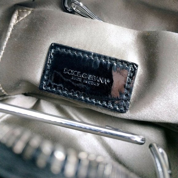 Dolce & Gabbana shoulder bag, croc effect patent black leather w/ chain - Picture 9 of 11